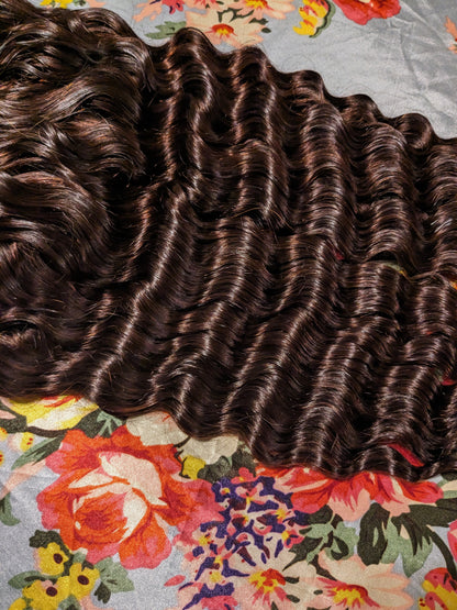 20 Inch Deep Wave. 100% Human (360 HD) Lace Wig. COLOR:Brown.  150% Density